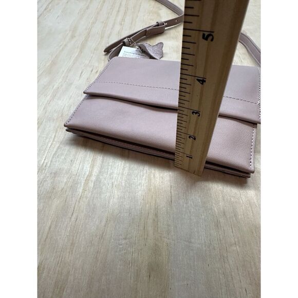 Giani Bernini Giani Bernini Nappa Flap Crossbody Rose Pink NWTs Small $79 - Picture 5 of 9